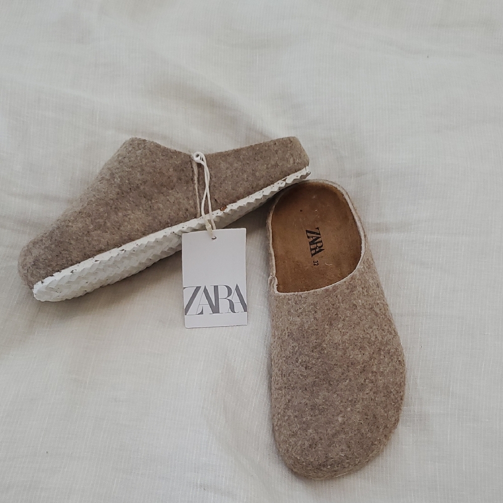 NWT Zara Kids Beige Wool Slip-Ons Clogs